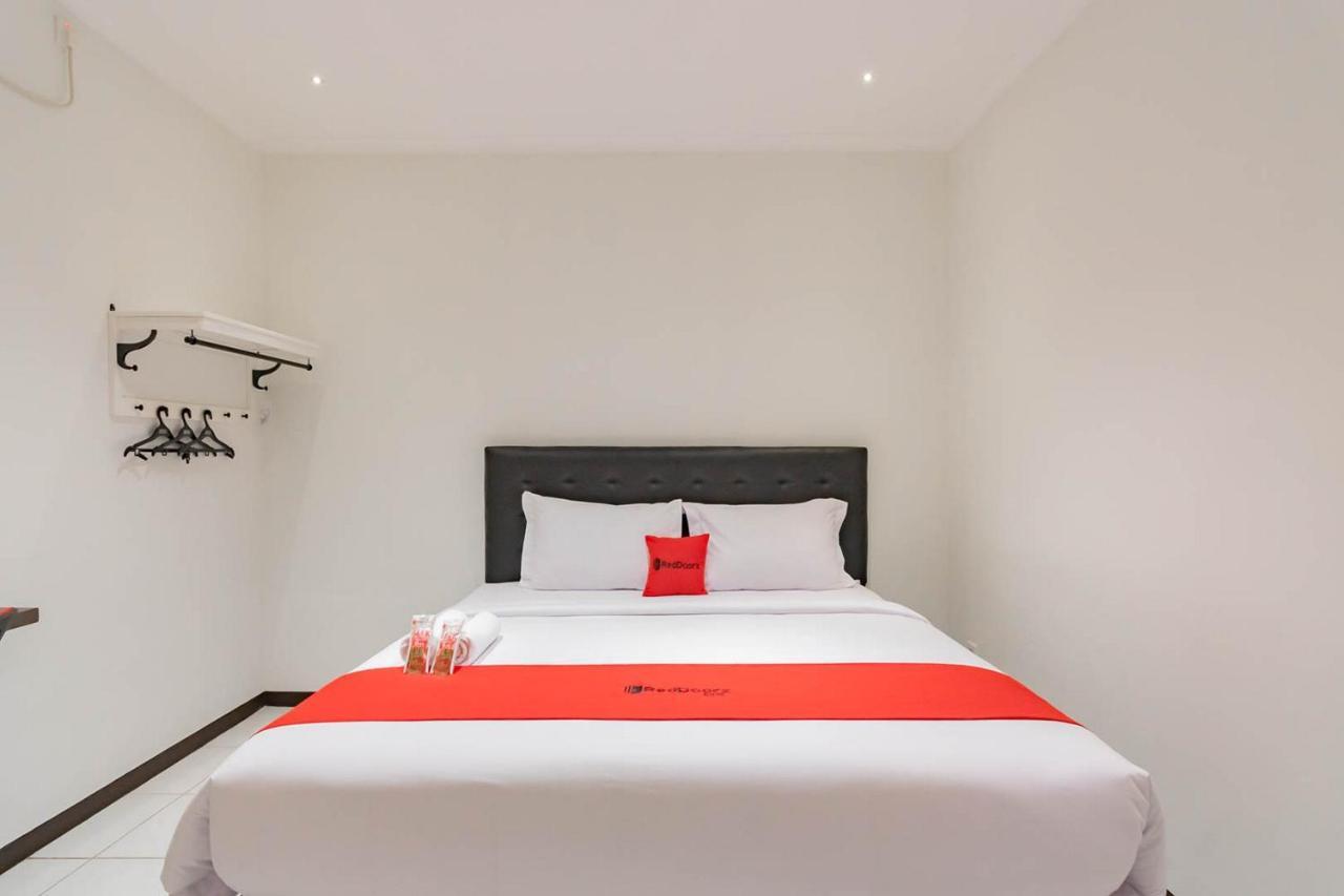 Reddoorz Plus @ Pakuan Residence Tajur Bogor Eksteriør bilde