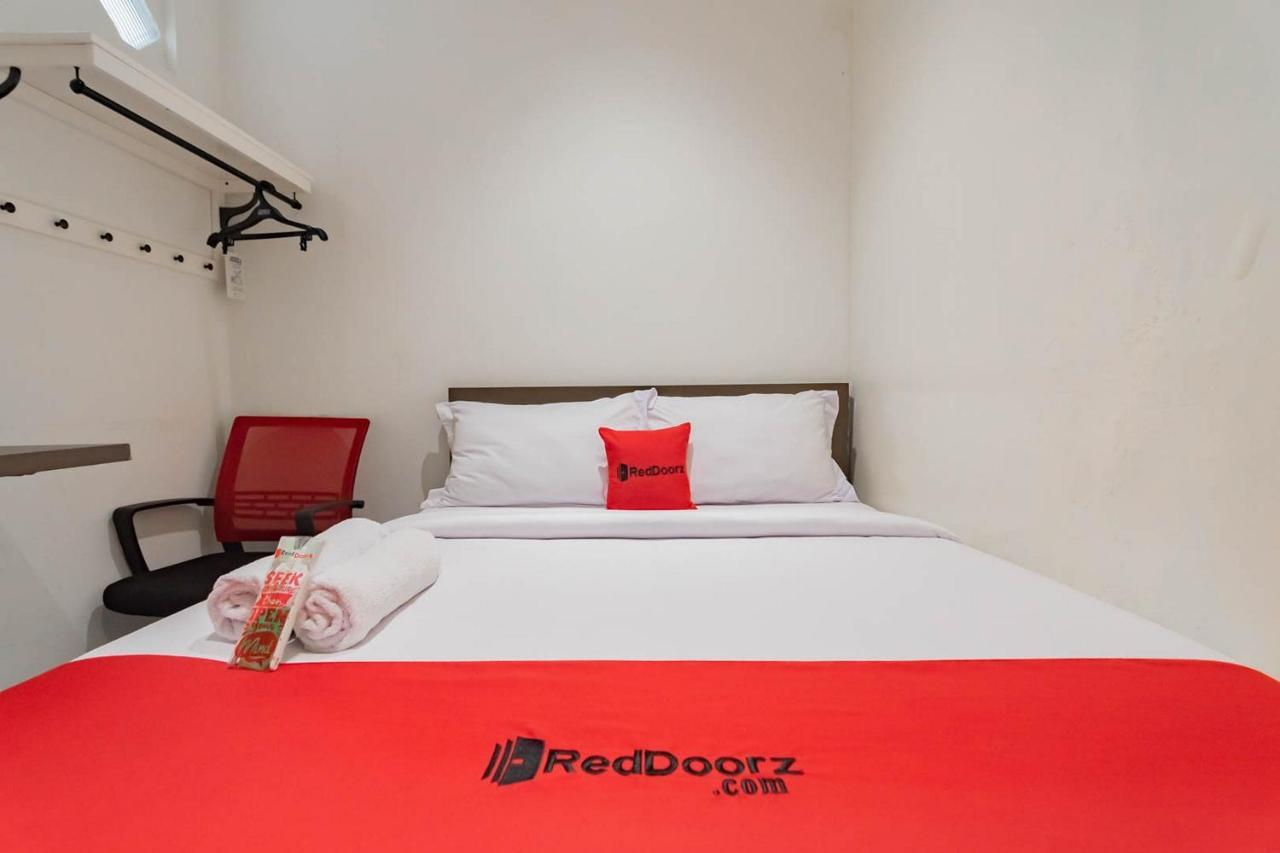 Reddoorz Plus @ Pakuan Residence Tajur Bogor Eksteriør bilde