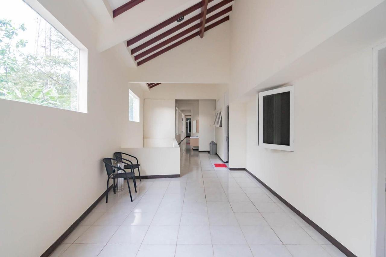 Reddoorz Plus @ Pakuan Residence Tajur Bogor Eksteriør bilde