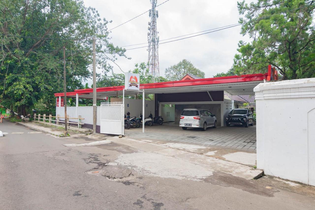 Reddoorz Plus @ Pakuan Residence Tajur Bogor Eksteriør bilde